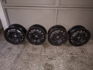 Τετράδα 15" Ζάντες σιδερένιες, καρέ 4x100, διαστάσεις 5.5Jx15 ET45 μαζί δίνονται και τα 16 μπουλόνια