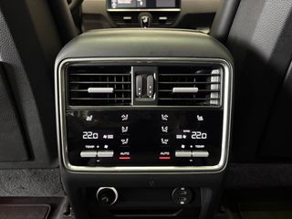 Porsche Cayenne 2019 -1940€ | 3.0 462hp | E-hybrid |COUPE-thumb-54