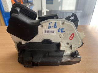 Seat/VW  κλειδαριά εμπρός δεξιά 5K1837016D 7PIN