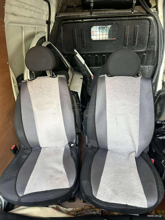 Καθίσματα Citroen C2