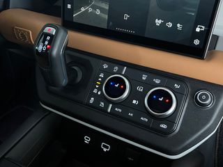 Land Rover Defender 2023 130 D300 X-DYNAMIC SE 8 Θέσεων-thumb-35