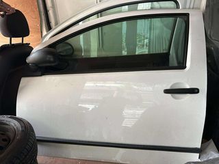 Πλήρης πόρτα Citroen C2 έτοιμη για τοποθέτηση