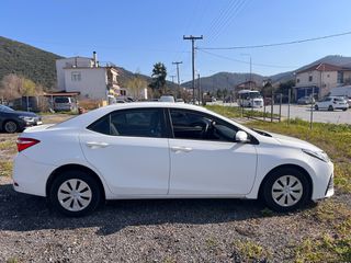 Toyota Corolla 2017-thumb-2