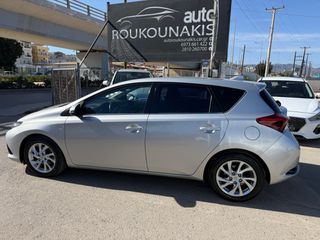 Toyota Auris 2015 Toyota Auris 1.6 D-4D