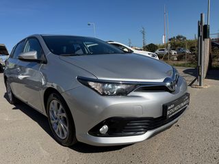 Toyota Auris 2015 Toyota Auris 1.6 D-4D-thumb-3