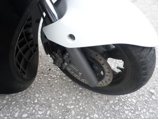 Kymco Grand Dink 300 2014-thumb-6