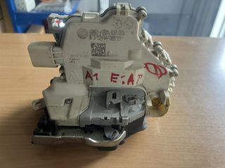 Audi κλειδαριά εμπρός αριστερή 8X1837015 7PIN