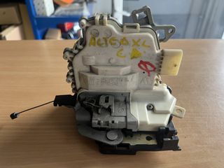 Seat Altea/Leon κλειδαριά εμπρός δεξιά 1P1837016B 6PIN