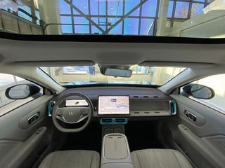 Leapmotor B 10 2026 Design Hybrid EV Panorama-thumb-13