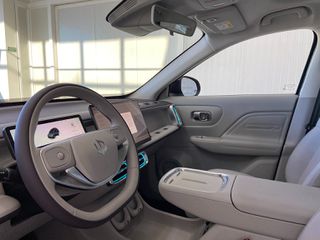 Leapmotor B 10 2026 Design Hybrid EV Panorama-thumb-14
