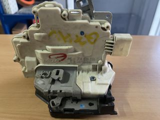 Audi Q7 ‘06-09 κλειδαριά πίσω δεξιά 3C4839016C 9PIN