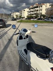 Piaggio Vespa GTS 300 2018 Yacht Club-thumb-3