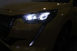 Peugeot 208 2021-thumb-12