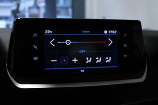 Peugeot 208 2021-thumb-15