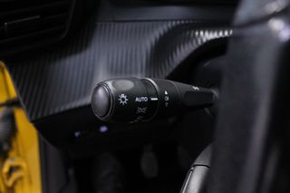 Peugeot 208 2021-thumb-18