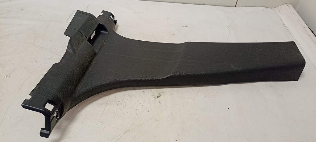 Κάλυμμα κάτω κολόνας  B αριστερά από Nissan Qashqai - 769164EAOA