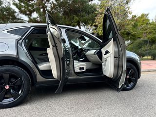 Jaguar E-Pace 2021 Facelift,Hybrid,Panorama,360,Virtual Cockpit, 204HP-thumb-3