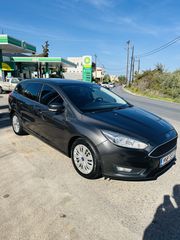 Ford Focus 2016 STATION WAGON-thumb-2