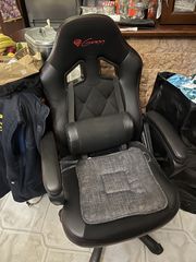 ΓΡΑΦΕΙΟ Ή ΚΑΡΕΚΛΑ