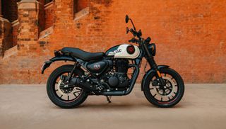 Royal Enfield HNTR 350 2026 New HNTR 350 Tokyo Black "Asia Moto Petsas"