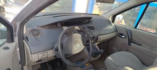 Renault Scenic 2005-thumb-5