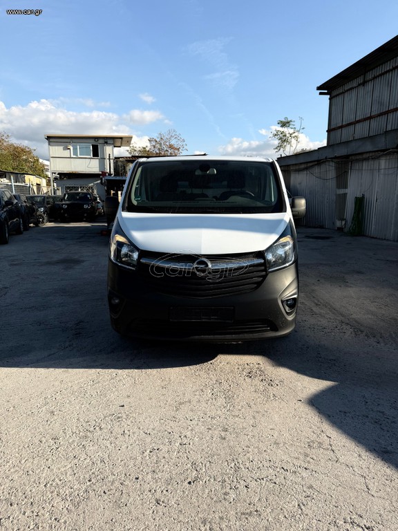 Opel Vivaro 2016