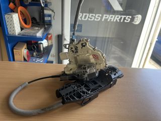 Audi Κλειδαριά πίσω αριστερή 4G0839015E 8PIN