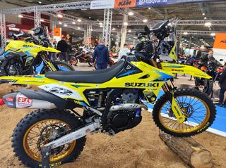 Suzuki DR-Z 400 S 2026-thumb-1