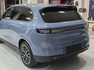 Leapmotor B 10 2026 DESIGN MAX 67,1kWh 434km Αυτονομία-thumb-15