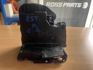 Opel Astra K ‘16-21 κλειδαριά εμπρός δεξιά 4PIN 915C303907218S