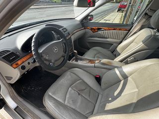 Mercedes-Benz E 200 2004 Auto Elegance • 1.800cc Βενζίνη • Δέρμα • Νέα Καδένα-thumb-15