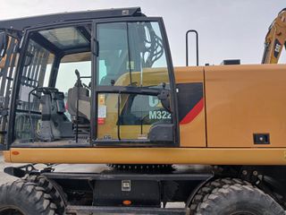 Εκσκαφέας Με Λάστιχα CAT 2017 M 322 F-thumb-2