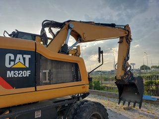 Εκσκαφέας Με Λάστιχα CAT 2017 M 322 F-thumb-19