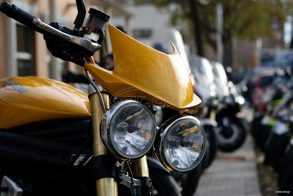 Triumph Speed Triple 1050 2005