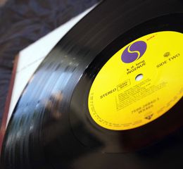 K.D.LANG-INGENUE-thumb-7
