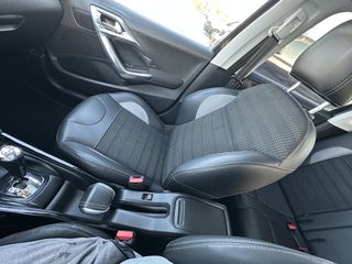 Peugeot 2008 2016 Peugeot 2008 1.2 VTi Allure Αυτόματο NAVI  PANORAMA-thumb-23