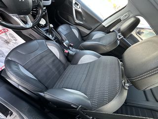 Peugeot 2008 2016 Peugeot 2008 1.2 VTi Allure Αυτόματο NAVI  PANORAMA-thumb-25