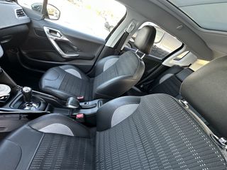 Peugeot 2008 2016 Peugeot 2008 1.2 VTi Allure Αυτόματο NAVI  PANORAMA-thumb-26