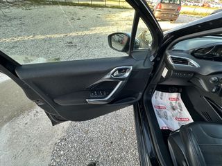 Peugeot 2008 2016 Peugeot 2008 1.2 VTi Allure Αυτόματο NAVI  PANORAMA-thumb-28