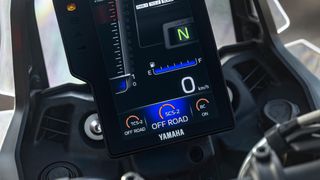 Yamaha XTZ 700 Tenere World Raid 2026-thumb-2