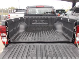 Isuzu D-Max 2016 LS 2.5 TWIN TURBO 1,5-thumb-18