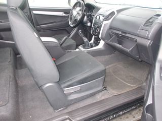 Isuzu D-Max 2016 LS 2.5 TWIN TURBO 1,5-thumb-24