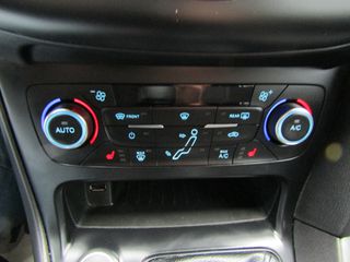 Ford Focus 2018 ST-LINE NAVI ΚΛΙΜΑ PARKTRONIC ΘΕΡΜΑΙΝΟΜΕΝΑ ''PRODRIVE''-thumb-57