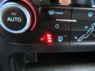Ford Focus 2018 ST-LINE NAVI ΚΛΙΜΑ PARKTRONIC ΘΕΡΜΑΙΝΟΜΕΝΑ ''PRODRIVE''-thumb-60