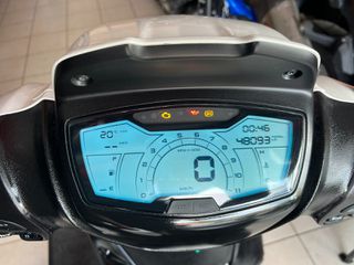 Piaggio Medley 150 2022-thumb-3