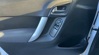 Citroen C3 2013 1.4 HDI 70HP-thumb-23
