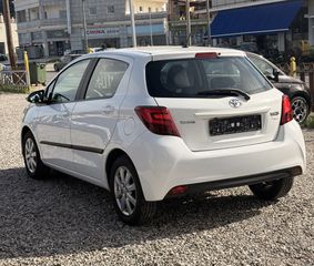 Toyota Yaris 2016-thumb-6