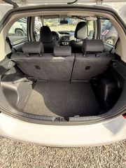 Toyota Yaris 2016-thumb-19