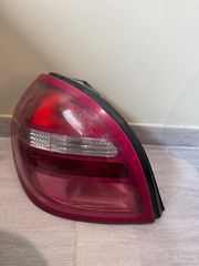 Πίσω αριστερό φανάρι Nissan almera N16