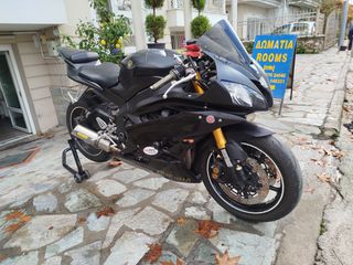 Yamaha YZF-R6 2006-thumb-4